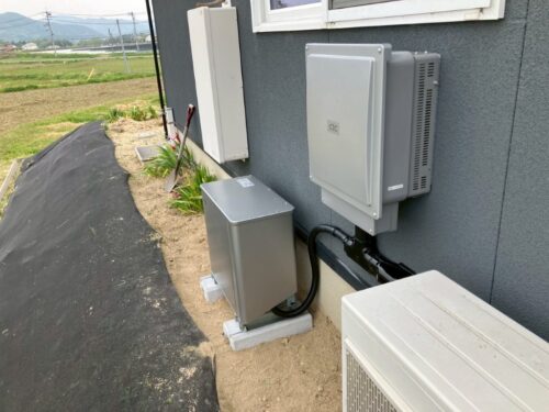 蓄電池設置